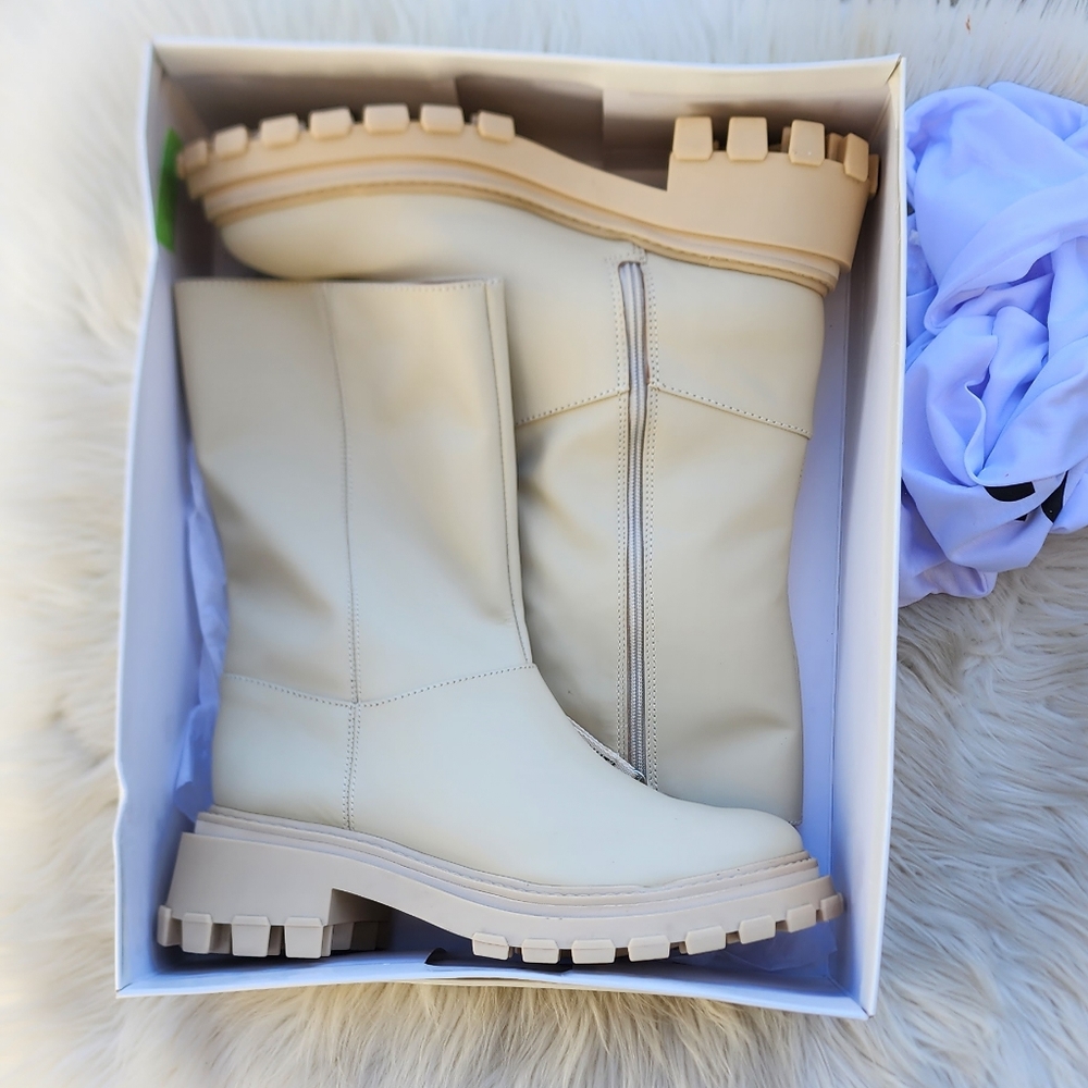 New Schutz Juany Lug Sole Boots - Picture 11 of 12